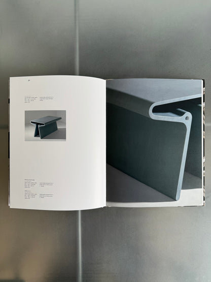Livre Rare Marc Newson Galerie Gagosian (2007) Par Louise Neri treaptyque the oblist ebay 1stdibs selency whoppah 1