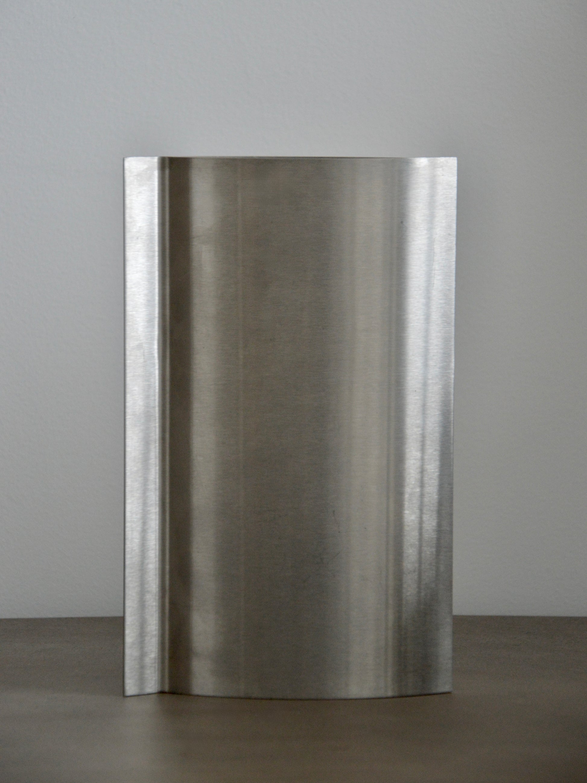 Vase En Acier Brossé - Design Space Age / 70's treaptyque the oblist ebay 1stdibs selency whoppah 1