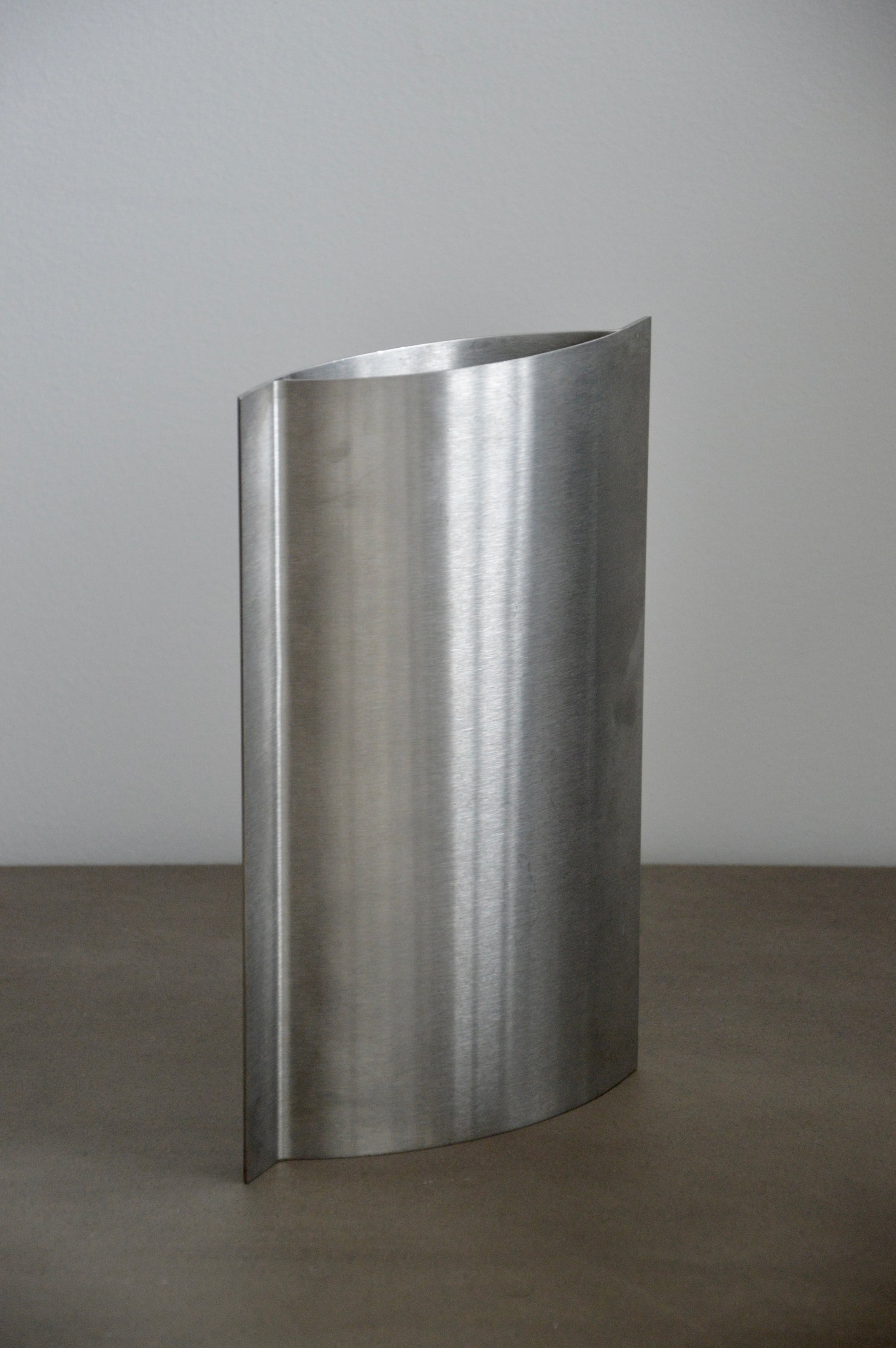 Vase En Acier Brossé - Design Space Age / 70's treaptyque the oblist ebay 1stdibs selency whoppah 4